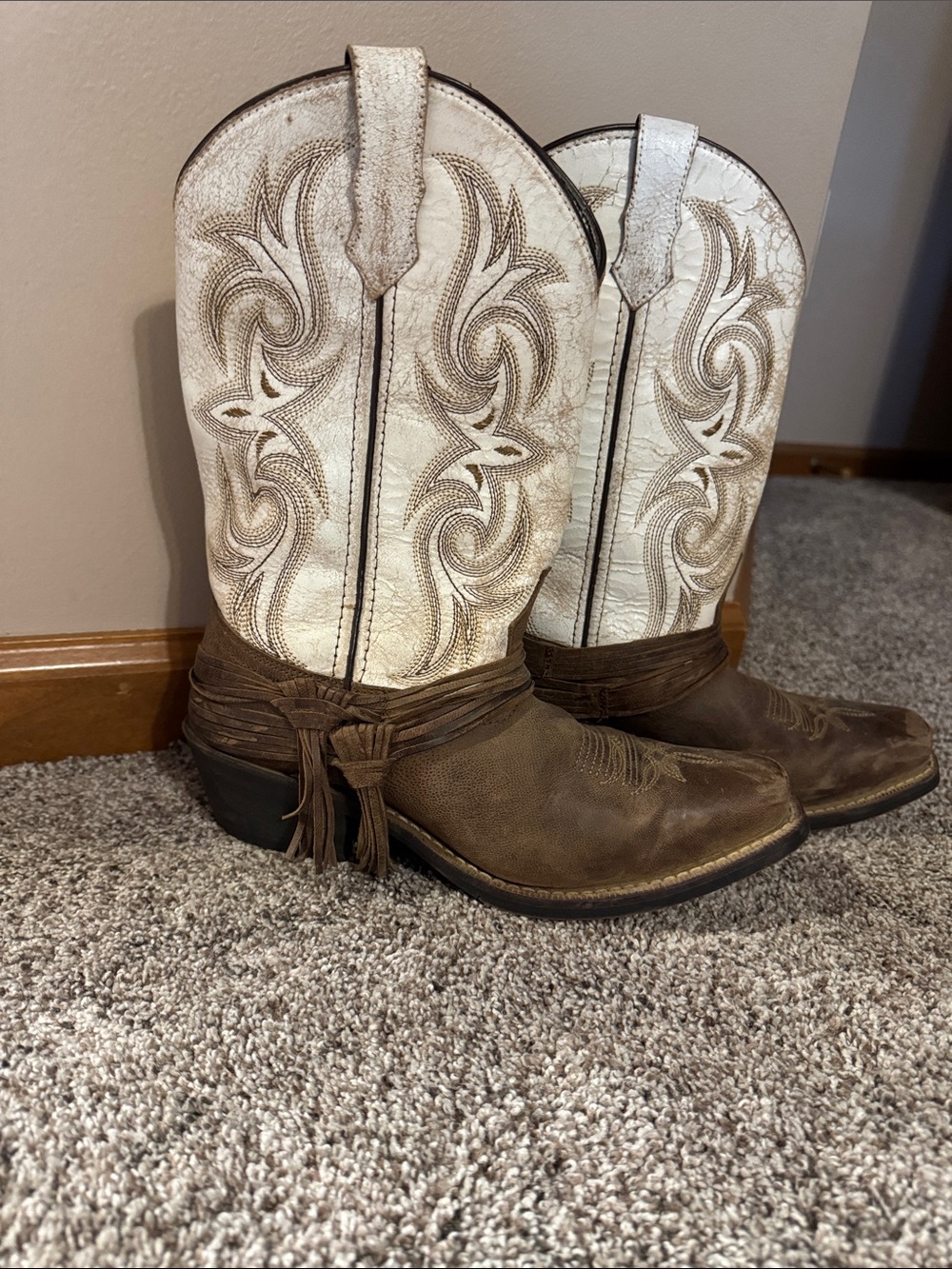 Laredo Brown and White Western Heeled Cowboy Boots